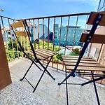 Historic Flat I Balcony & Views By Mymoradia * Porto