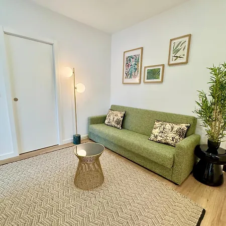 Historic Flat I Balcony & Views By Mymoradia Apartamento