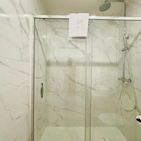 Historic Porto Flat I Balcony & Views By Mymoradia