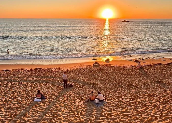 Daire Historic Flat I Balcony & Views By Mymoradia